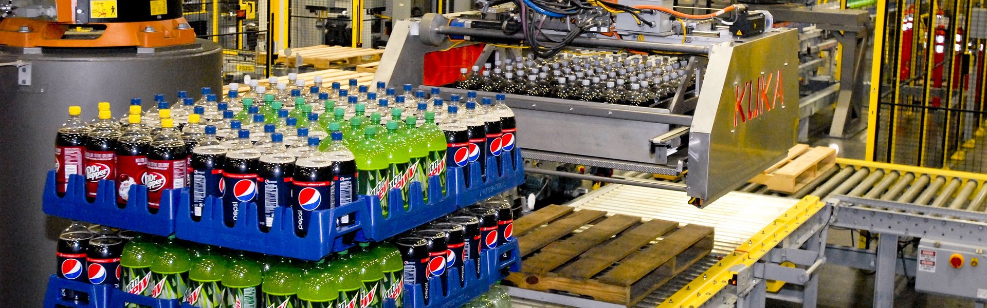 Pickingroboter für Getränkeschichten, automatisches Lagersystem der Pepsi Bottling Group, USA